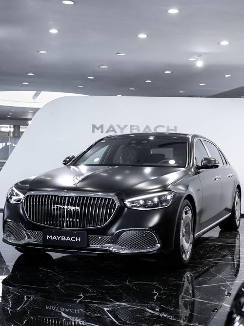 成都338岚图汽车的售后服务让用户无忧出行，迈巴赫未来的豪华车趋势